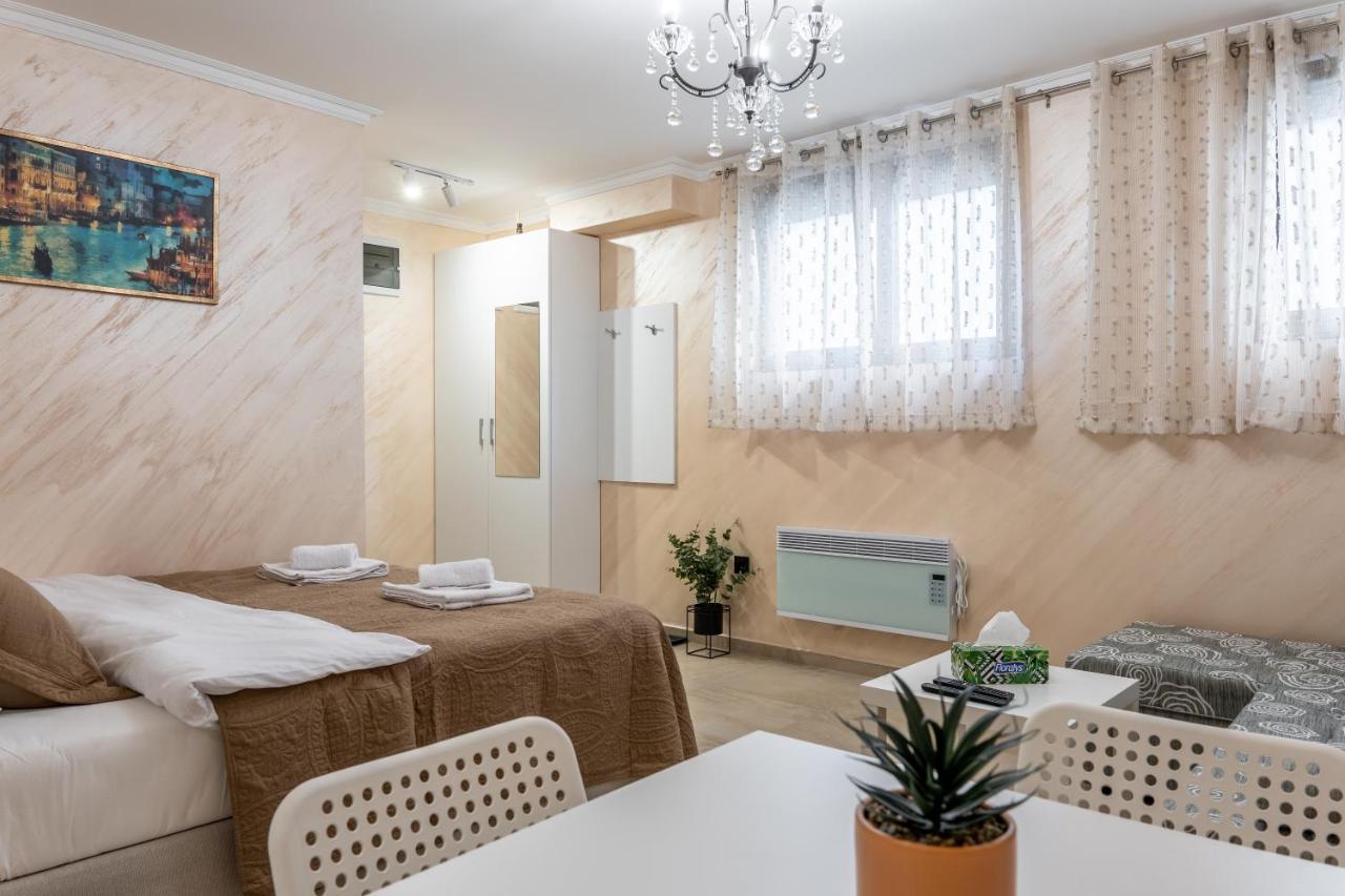 Joy Apartments Zemun,Beograd 外观 照片