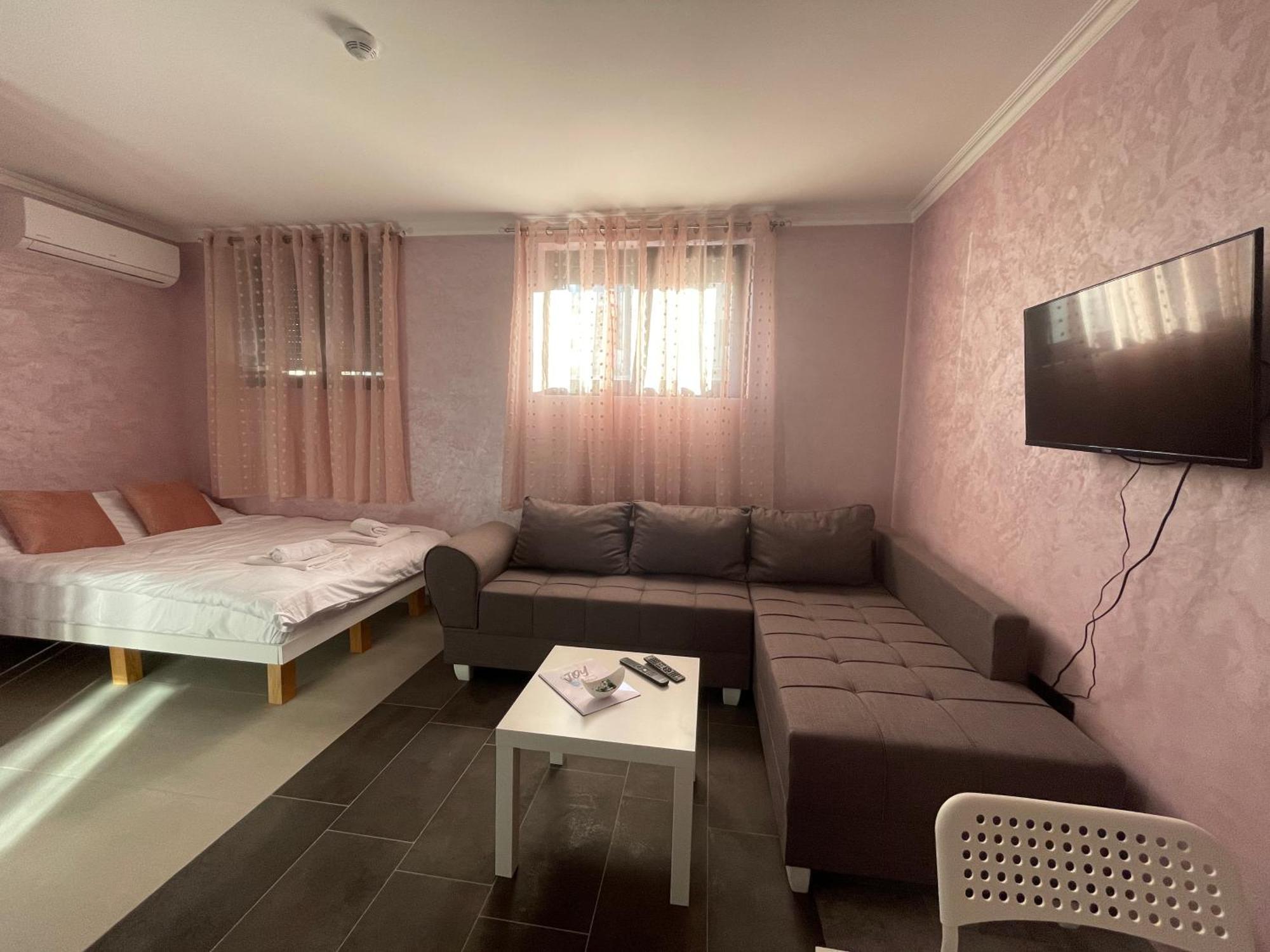 Joy Apartments Zemun,Beograd 外观 照片